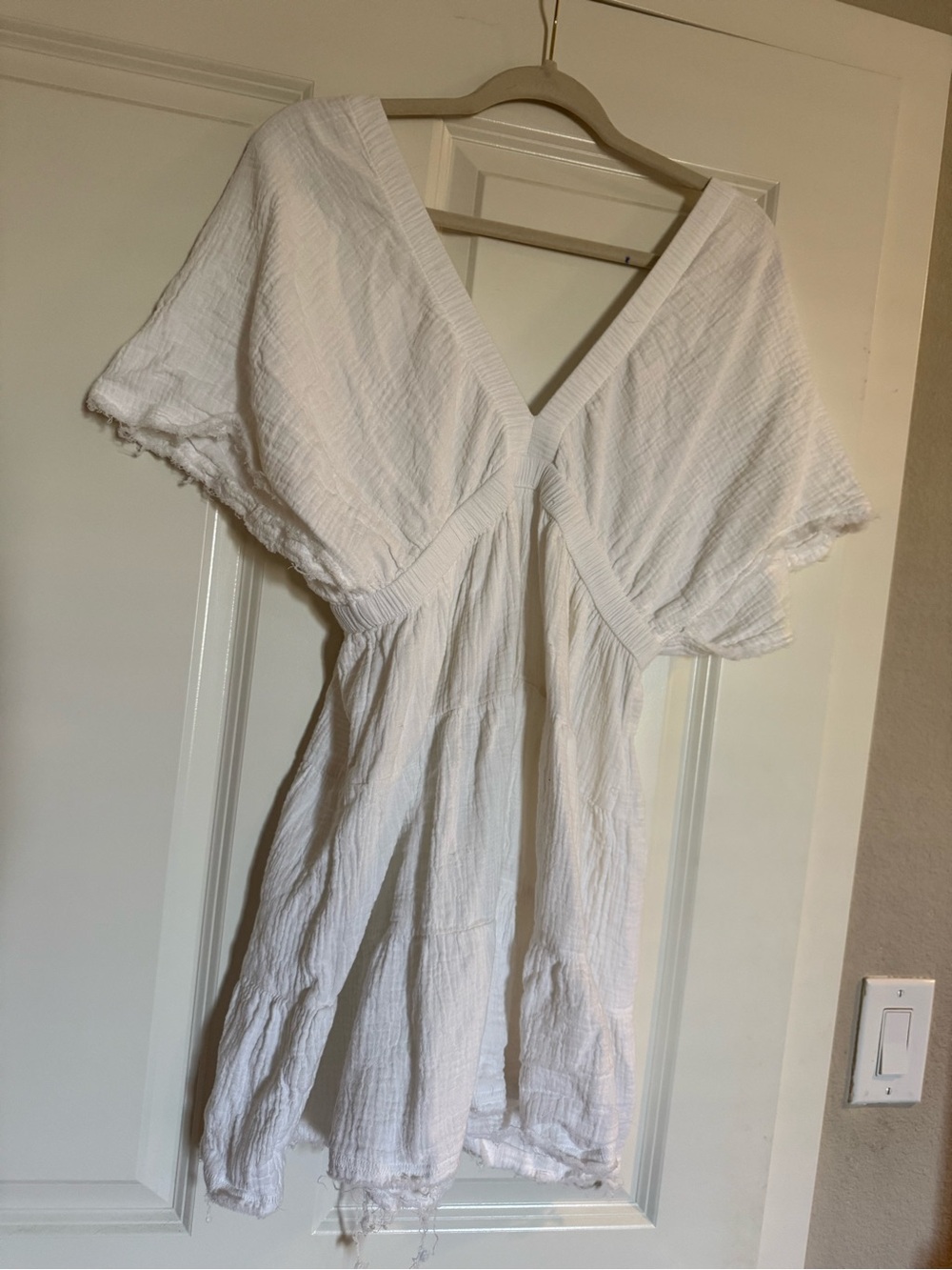 Aerie V Neck Dress - White - Medium - Picture 5 of 7